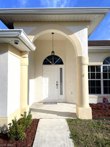 827  Hector  LN, LEHIGH ACRES, FL 33974