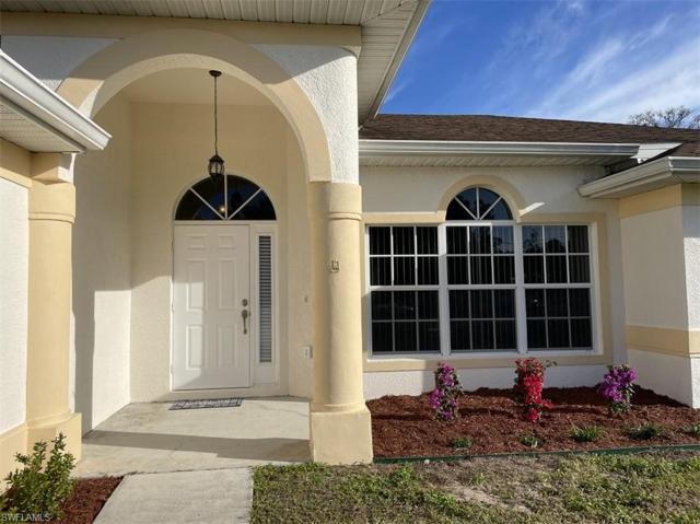 827  Hector  LN, LEHIGH ACRES, FL 33974