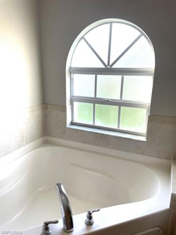 827  Hector  LN, LEHIGH ACRES, FL 33974