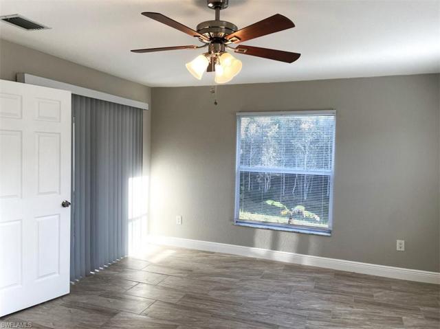 827  Hector  LN, LEHIGH ACRES, FL 33974