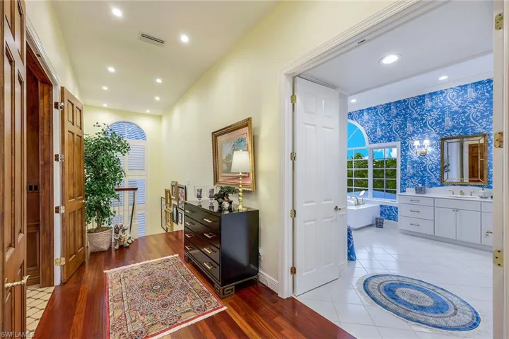 27710 Marina Isle Ct, Bonita Springs, Florida 34134