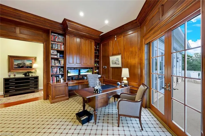 27710 Marina Isle Ct, Bonita Springs, Florida 34134
