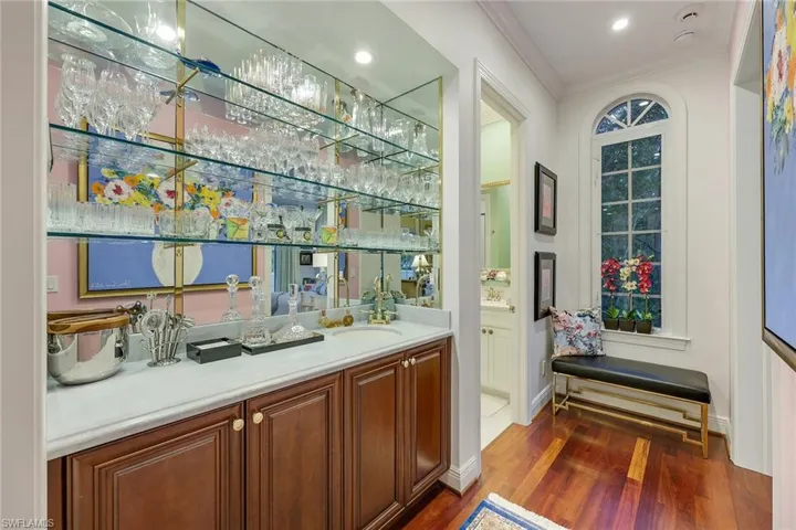 27710 Marina Isle Ct, Bonita Springs, Florida 34134