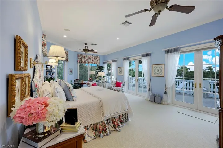 27710 Marina Isle Ct, Bonita Springs, Florida 34134
