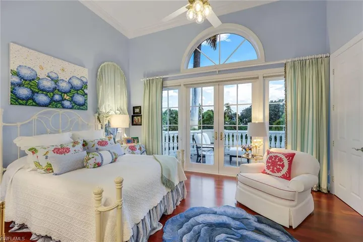 27710 Marina Isle Ct, Bonita Springs, Florida 34134