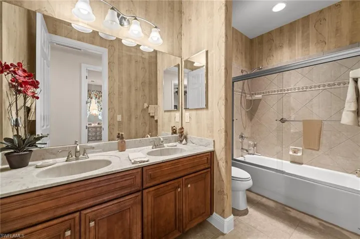 19832 Maddelena Cir, Estero, Florida 33967
