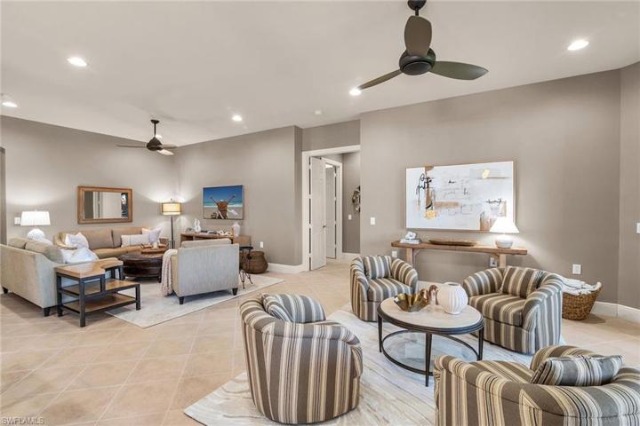 9031 Cherry Oaks TRL # 202, NAPLES FL 34114