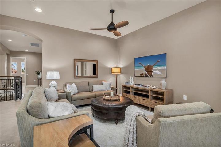 9031 Cherry Oaks TRL # 202, NAPLES FL 34114