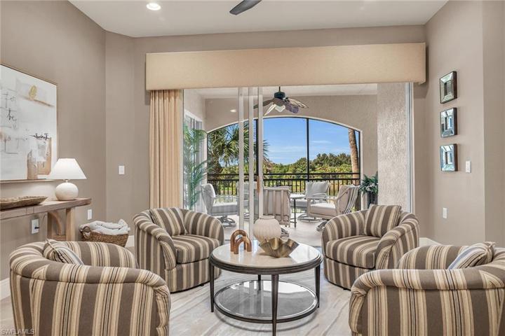 9031 Cherry Oaks TRL # 202, NAPLES FL 34114