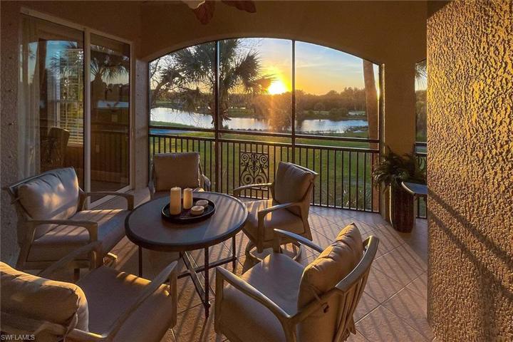 9031 Cherry Oaks TRL # 202, NAPLES FL 34114