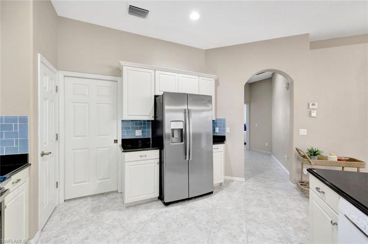 28500  F B Fowler  CT, Bonita Springs, FL 34135