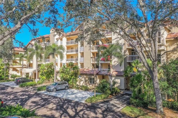 Home sweet home in Wedgewood of Bonita Bay!