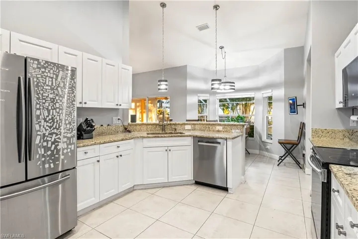 Stainless steel appliances, ample cabinetry, perfect for everyday living and entertaining.