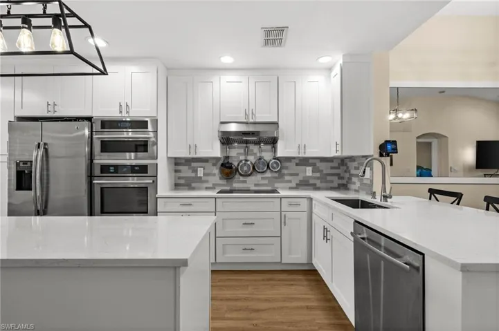Upgraded stainless steel appliances