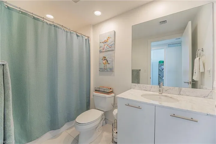 3000  Oasis Grand  BLVD, Fort Myers, FL 33916