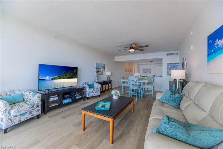 3000  Oasis Grand  BLVD, Fort Myers, FL 33916