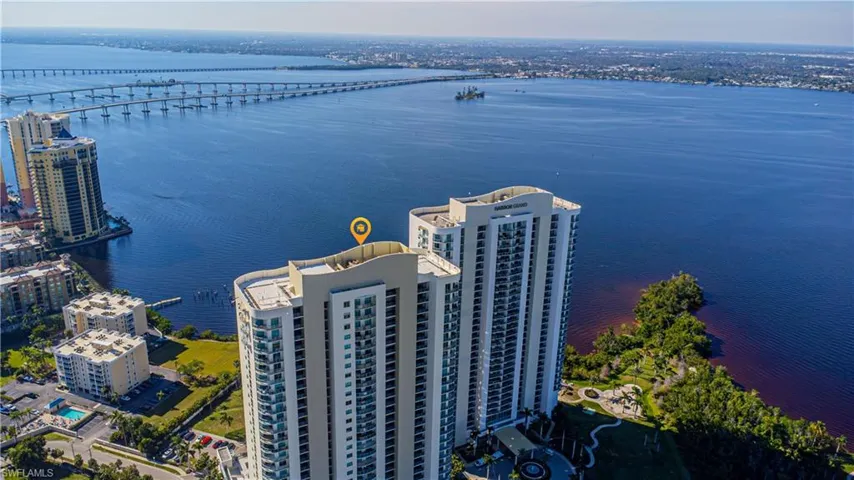 3000  Oasis Grand  BLVD, Fort Myers, FL 33916
