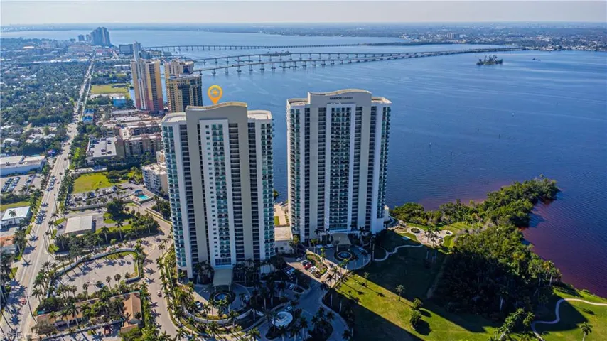 3000  Oasis Grand  BLVD, Fort Myers, FL 33916