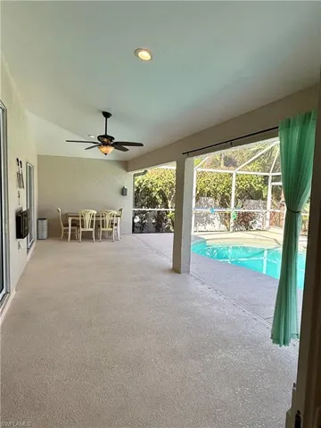 Large undercover area in lanai