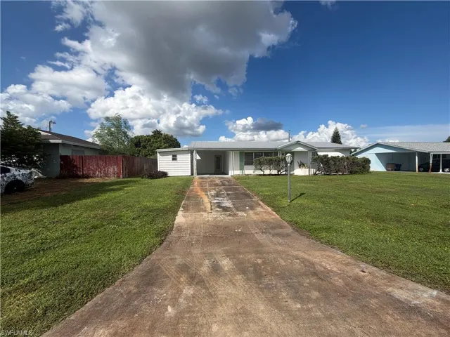 1419 Kimdale St E, Lehigh Acres, Florida 33936