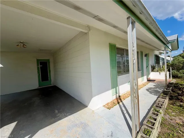 1419 Kimdale St E, Lehigh Acres, Florida 33936
