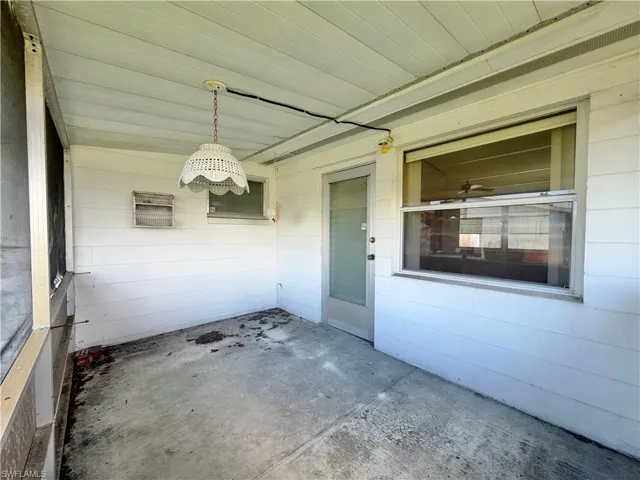 1419 Kimdale St E, Lehigh Acres, Florida 33936
