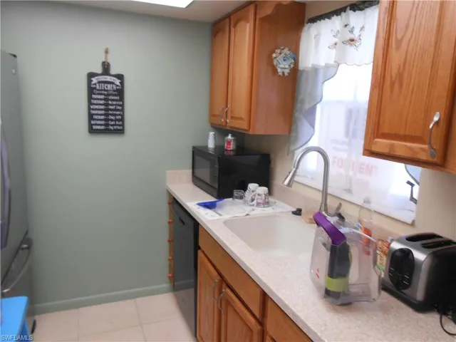 2320 Narcissus Ct, Lehigh Acres, Florida 33936