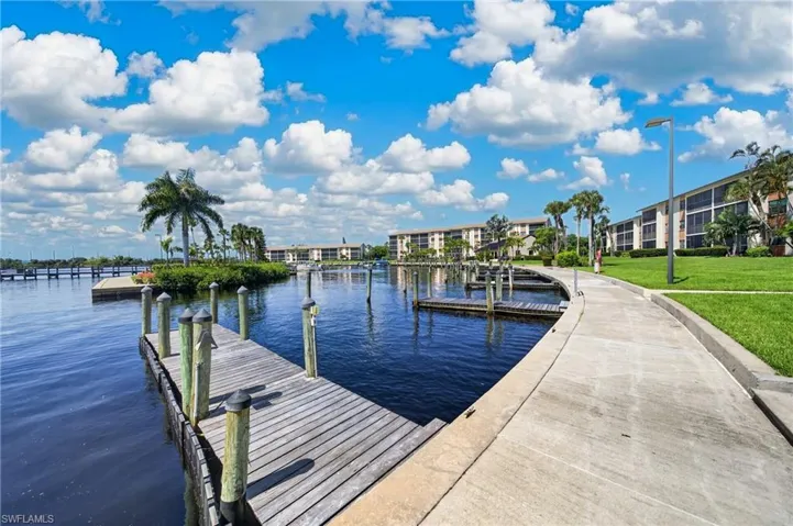 16200 Bay Pointe Blvd 208, North Fort Myers, Florida 33917