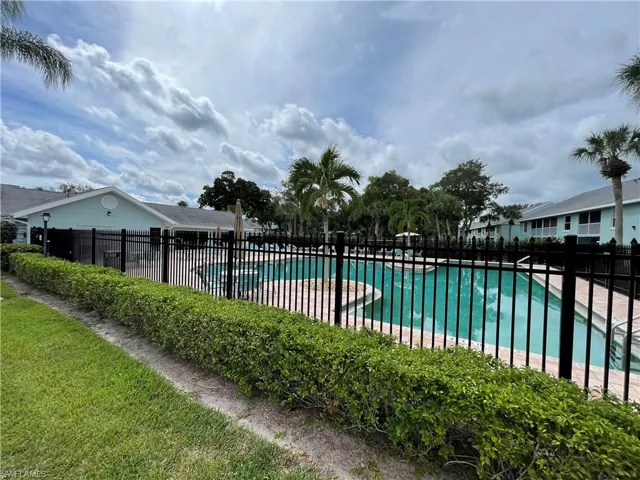 Another picture - pool and clubhouse