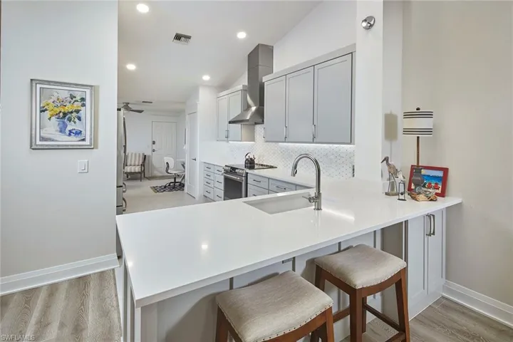 6633  Trident  WAY, Naples, FL 34108