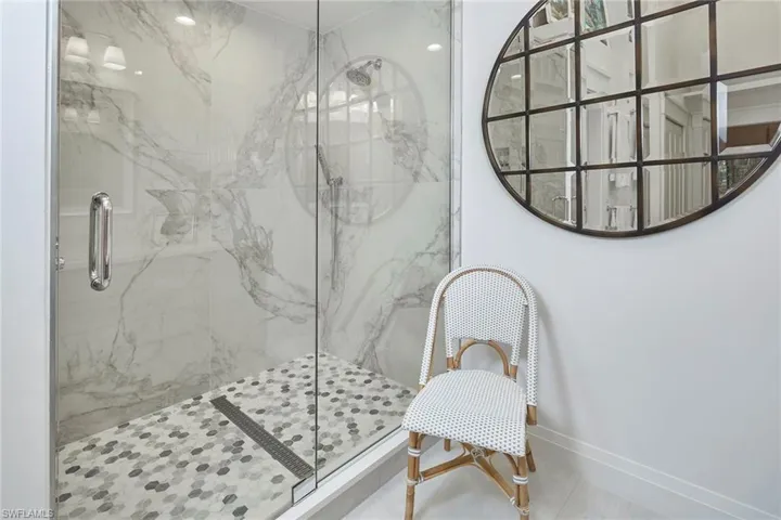6633  Trident  WAY, Naples, FL 34108