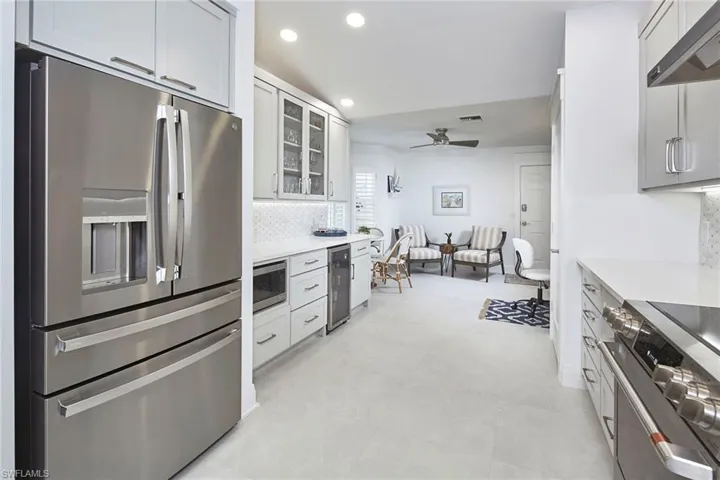 6633  Trident  WAY, Naples, FL 34108