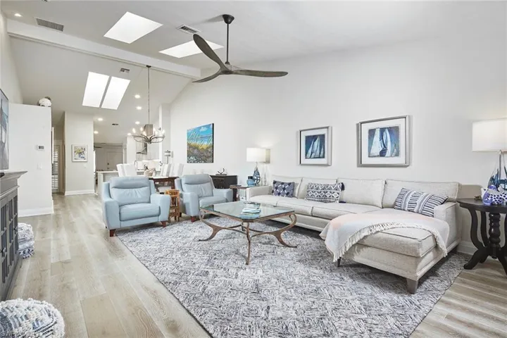 6633  Trident  WAY, Naples, FL 34108