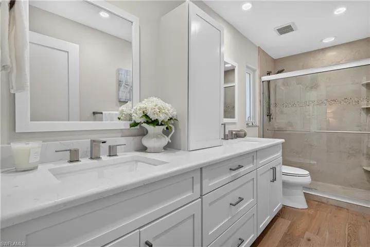 1590 Sandpiper St, Naples, Florida 34102