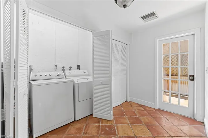 1290 Saint Clair Shores Rd, Naples, Florida 34104