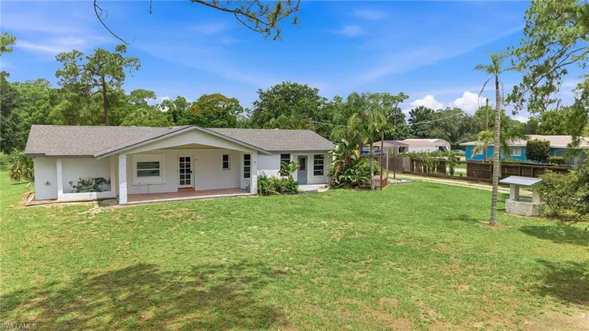 1290 Saint Clair Shores Rd, Naples, Florida 34104