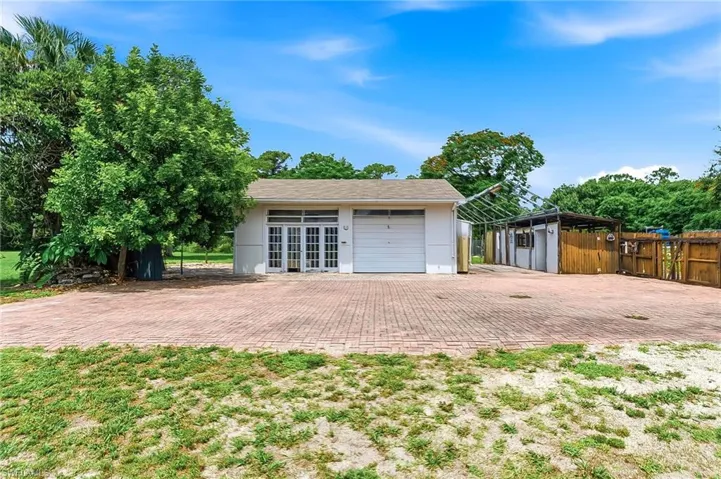 1290 Saint Clair Shores Rd, Naples, Florida 34104