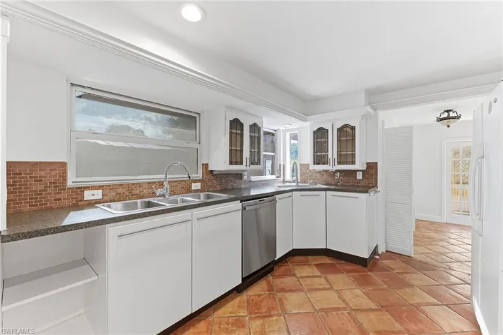 1290 Saint Clair Shores Rd, Naples, Florida 34104