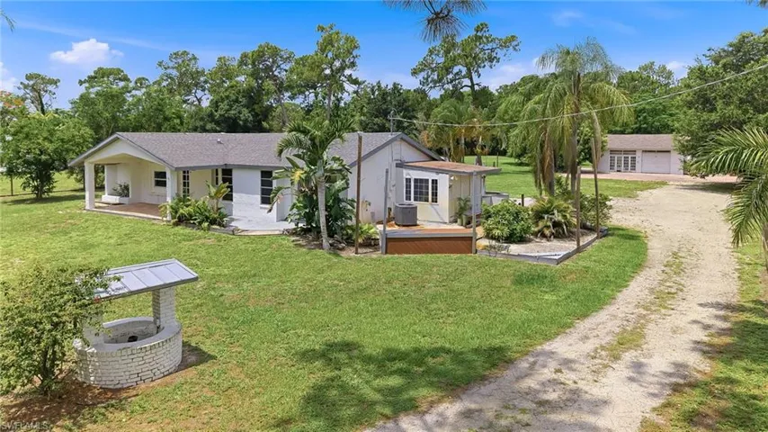 1290 Saint Clair Shores Rd, Naples, Florida 34104