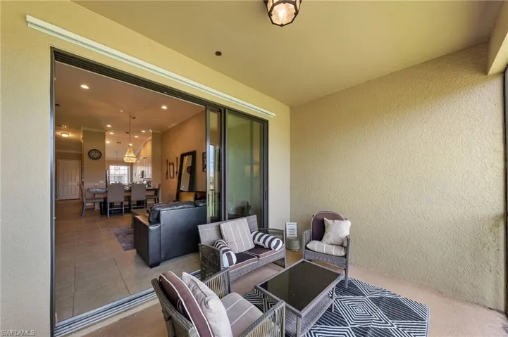 9366 Pocida Ct 202, Naples, Florida 34119