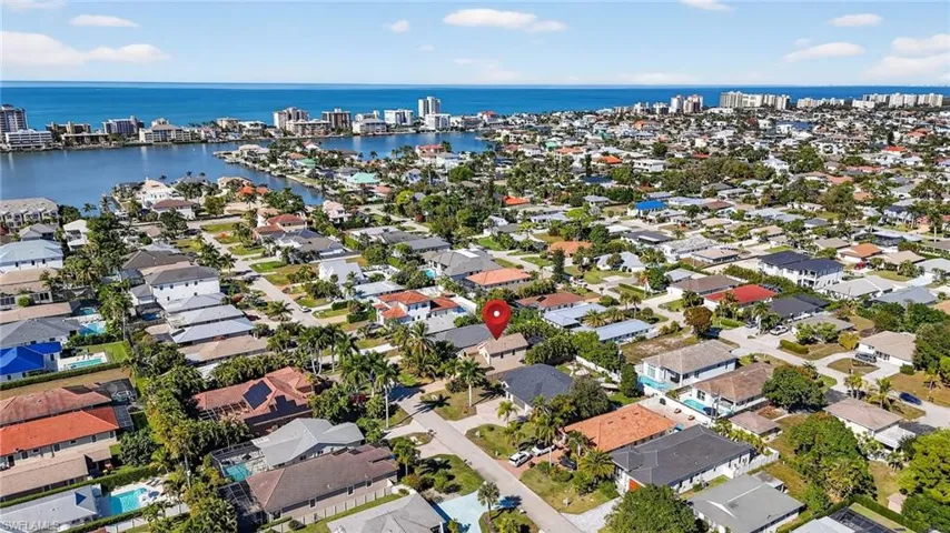 Close Proximity to Vanderbilt Beach