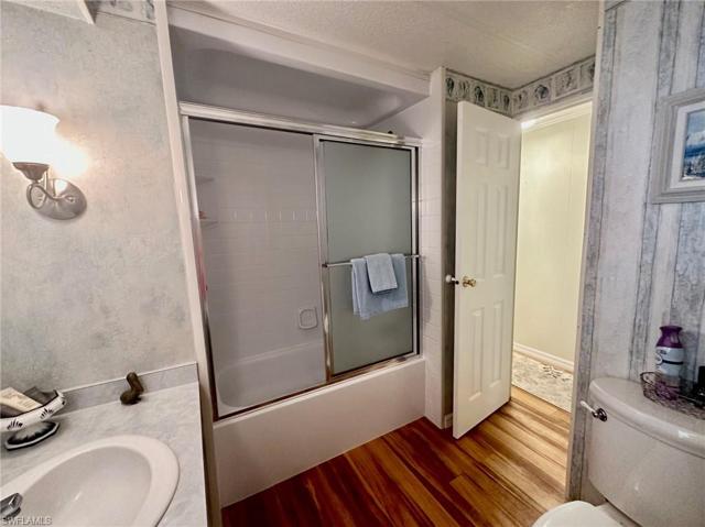 Guest Bath with tub/shower combination.