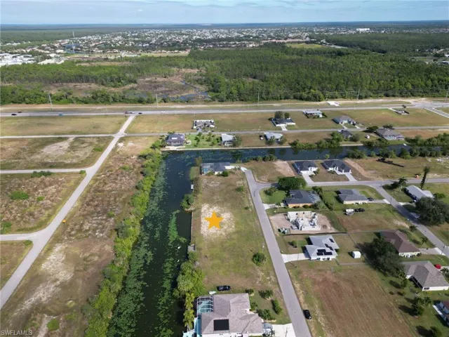 2214 Ne 13th Ave, Cape Coral, Florida 33909