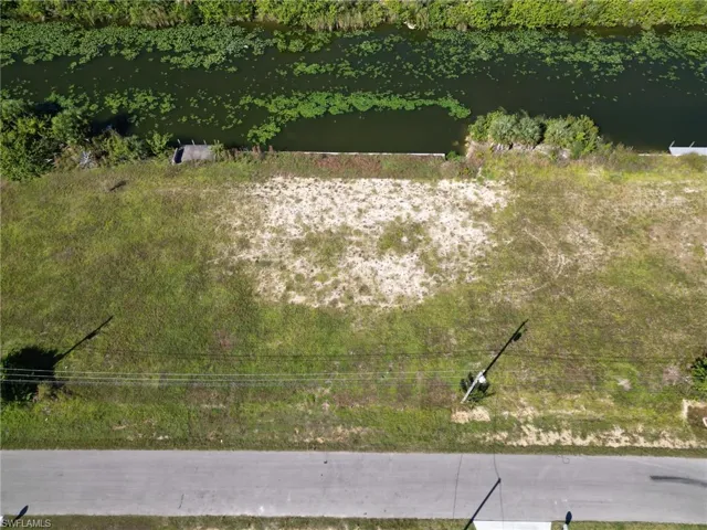 2214 Ne 13th Ave, Cape Coral, Florida 33909