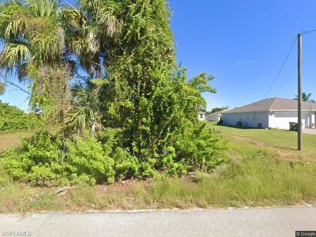 2029 Ne 39th Ter, Cape Coral, Florida 33909