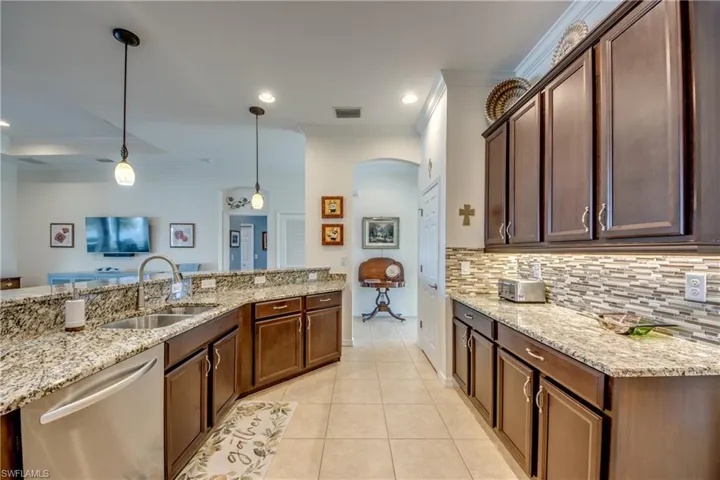 Pendants & Under Counter Lighting