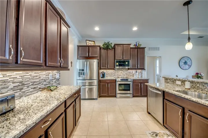 Abundant Storage & Pantry