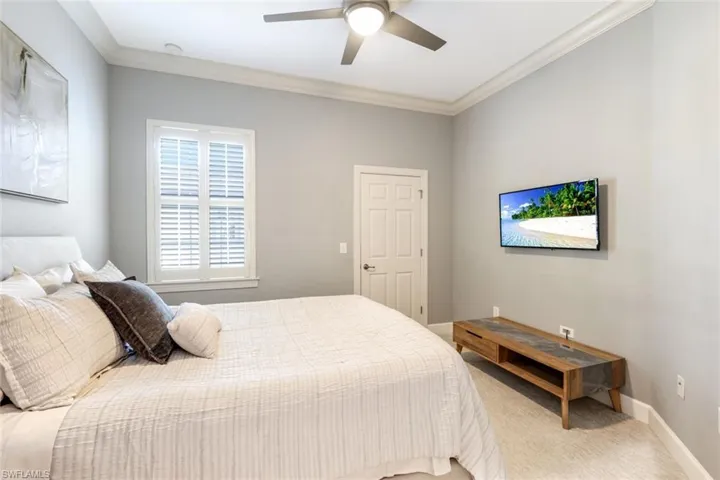 9509  Ironstone  TER, Naples, FL 34120