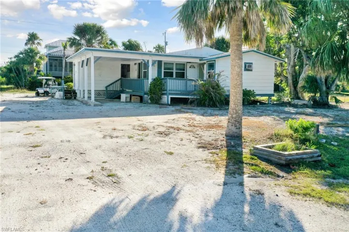 Duplex 2 front driveway