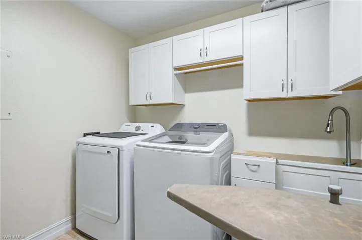 3760  31st SW AVE, Naples, FL 34117